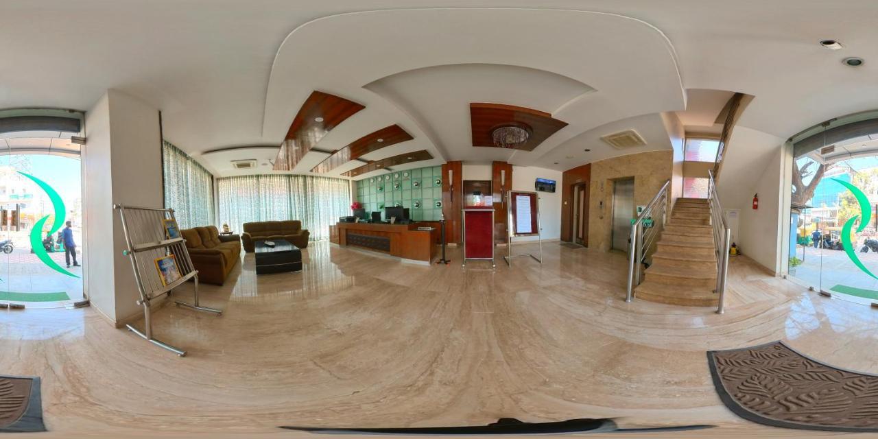 Hotel Silicrest Бенґалуру Екстер'єр фото